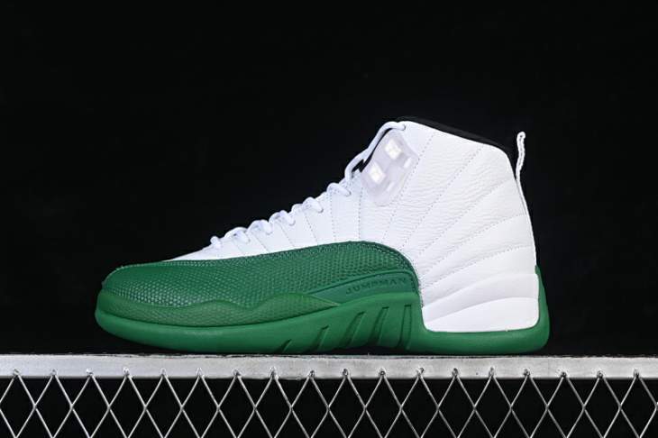 Picture of Air Jordan 12 _SKUfw22033189779356590fw